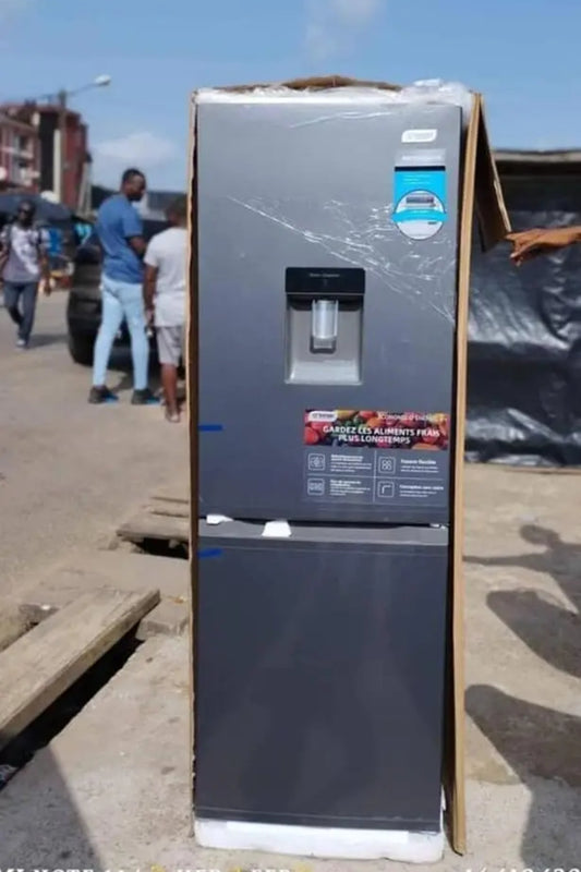 RÉFRIGÉRATEUR COMBINÉ SMART TECHNOLOGY AVEC FONTAINE