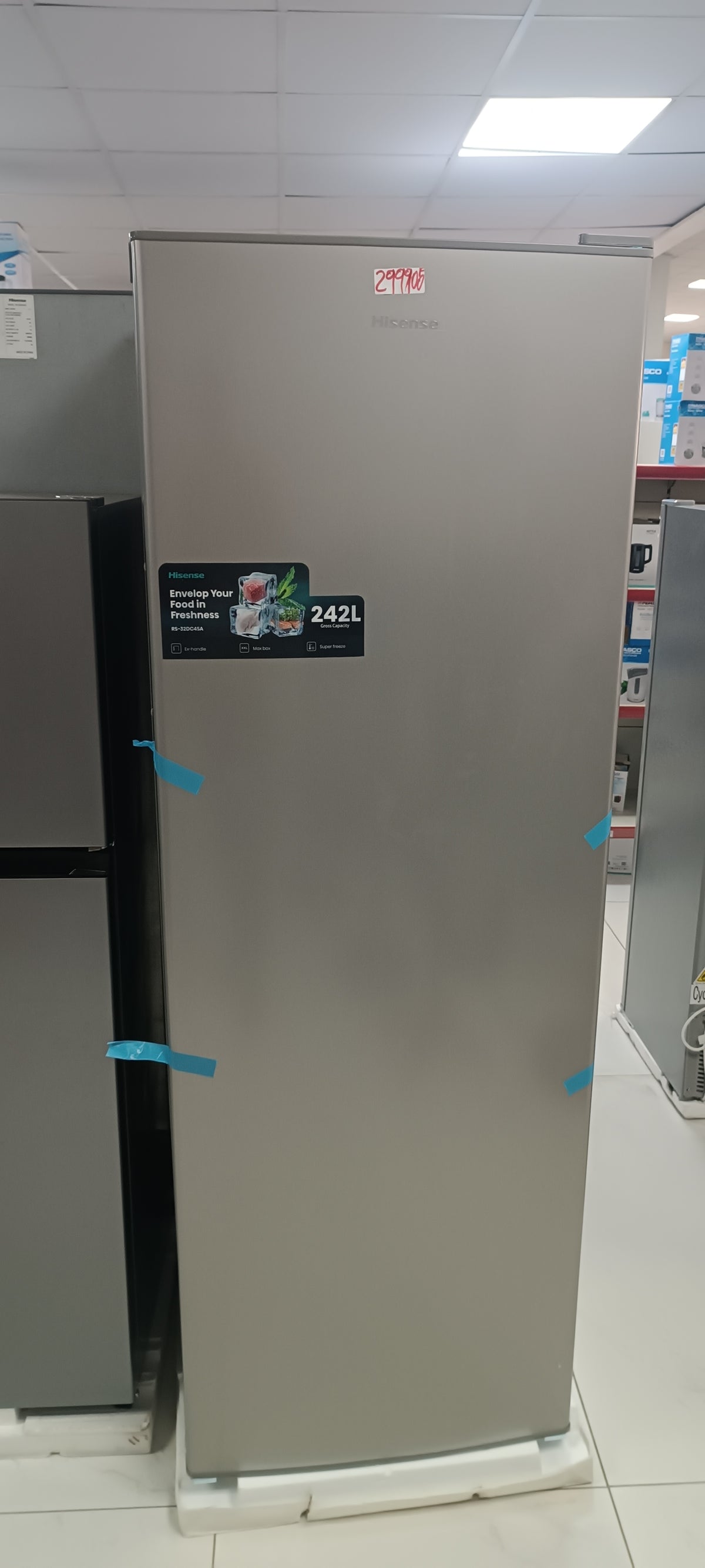 CONGÉLATEUR VERTICAL HISENSE 242L